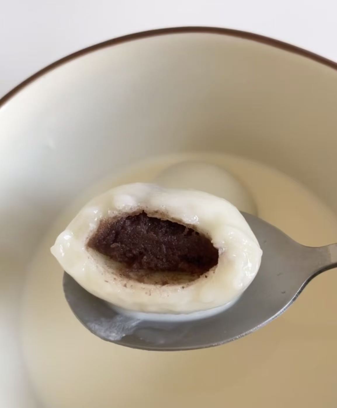 豆沙汤团